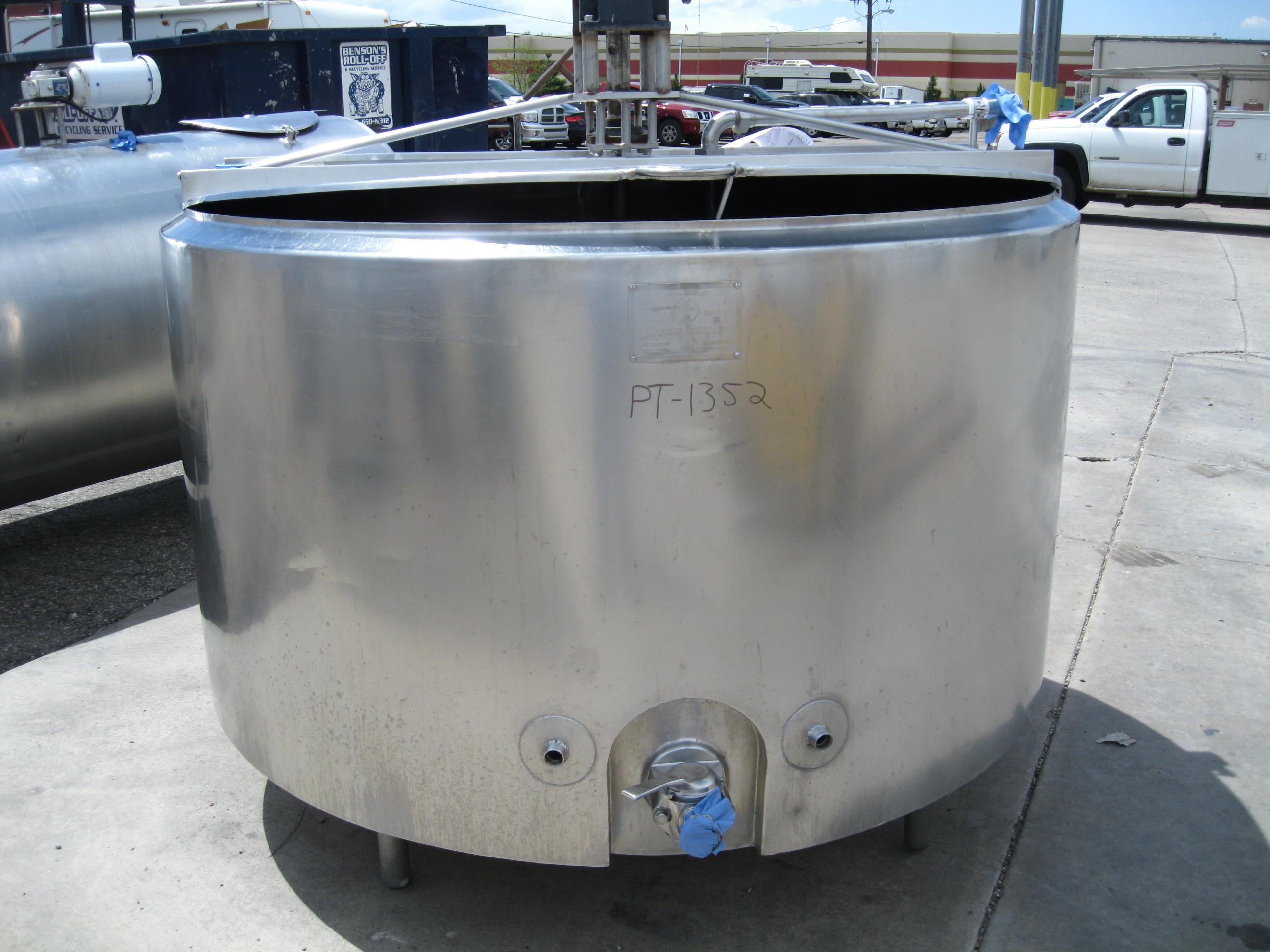 Used 500 GALLON VAT PASTEURIZER. WITH USED COMPONENTS