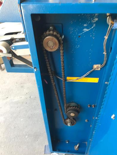 Used 2006 BRAUN REAR DISCHARGE TOWEL/GOWN FOLDER