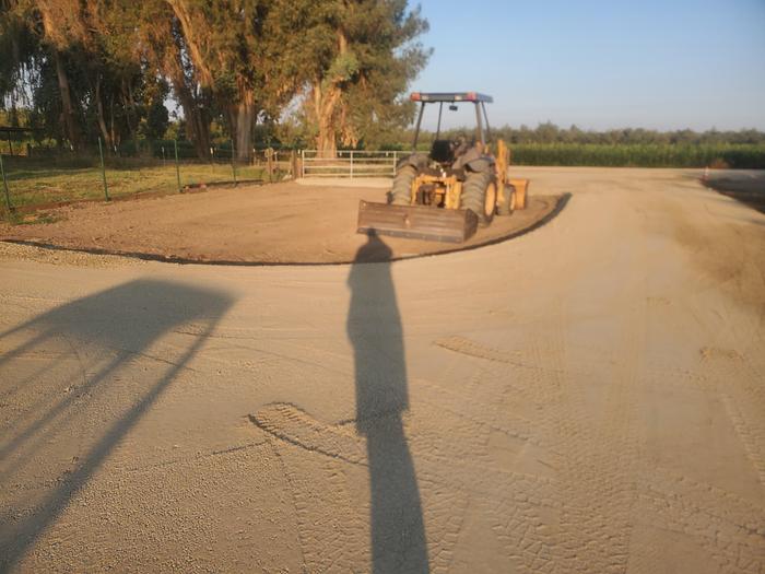 Used 2004 CASE 570M XT