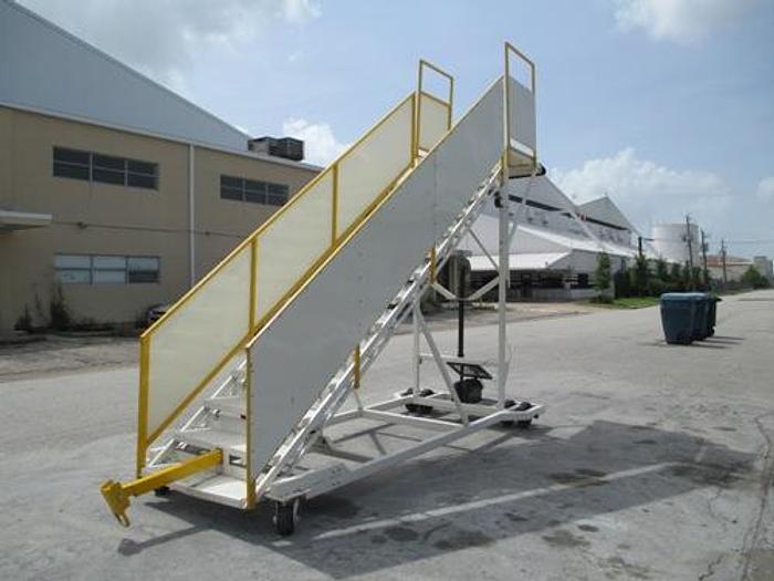 Used Narrow body aircraft passenger stairs