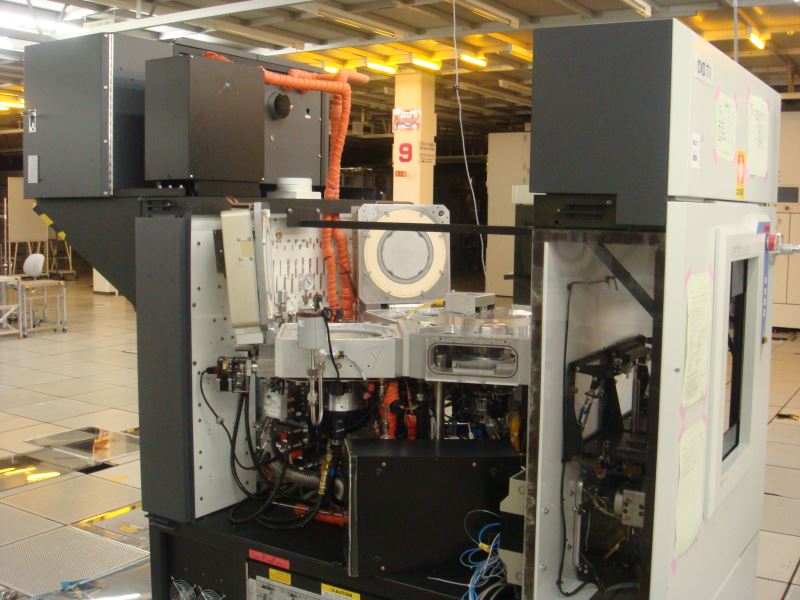 Used AMAT P5000 with 2x DXL PETEOS CVD