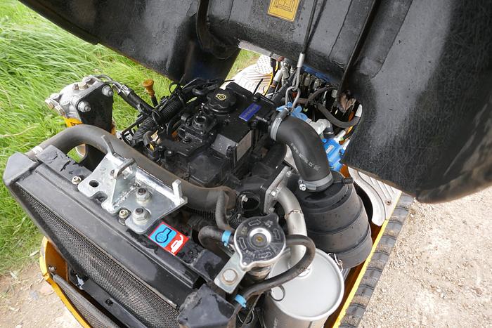 Used 2018 JCB 8008 CTS