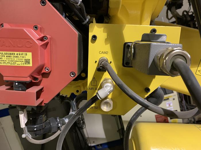 Used FANUC R2000iC/125L 6 AXIS CNC ROBOT WITH R30iB CONTROLLER, IR VISION, 125KG X 3,100 MM H REACH