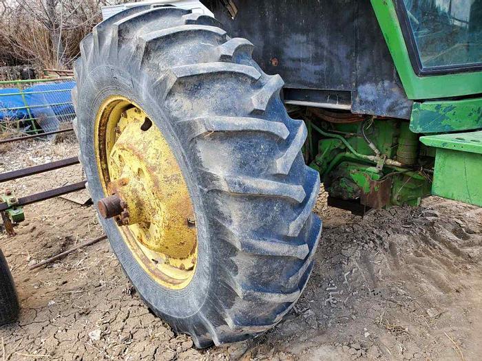 Used John Deere 4640 Tractor