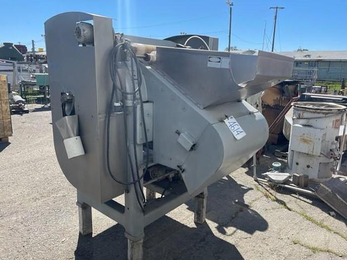 Used Herbort Model 27 Plum Pitter / Halver