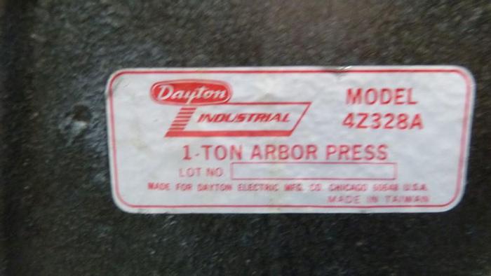 Used Press, Arbor, Dayton, Hand Bench, Heavy Duty, 1 Ton #S743520