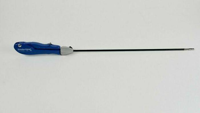 Used SNOWDEN-PENCER 90-7871 Laparoscopic Diamond Jaw Grasping Forceps