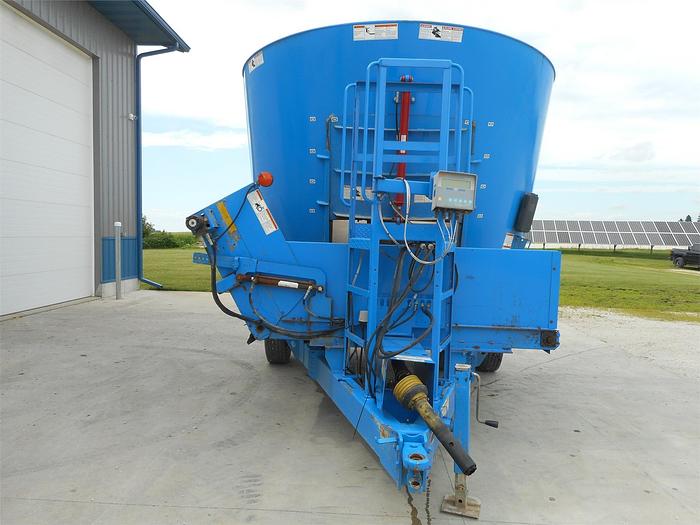 Used PATZ 615 Vertical TMR Mixer for Sale at BRYNSAAS SALES