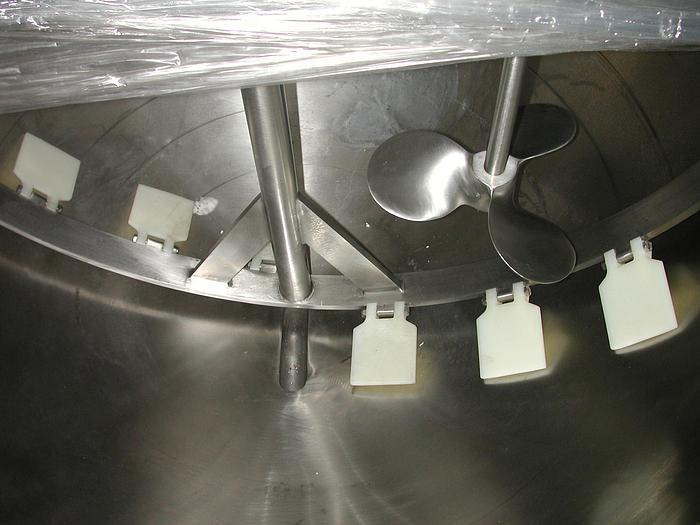 Refurbished 300 GALLON TRIPLE MOTION AGITATED KETTLE (#9666)