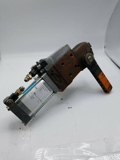 Used PARKER CYLINDER P82G50-3100