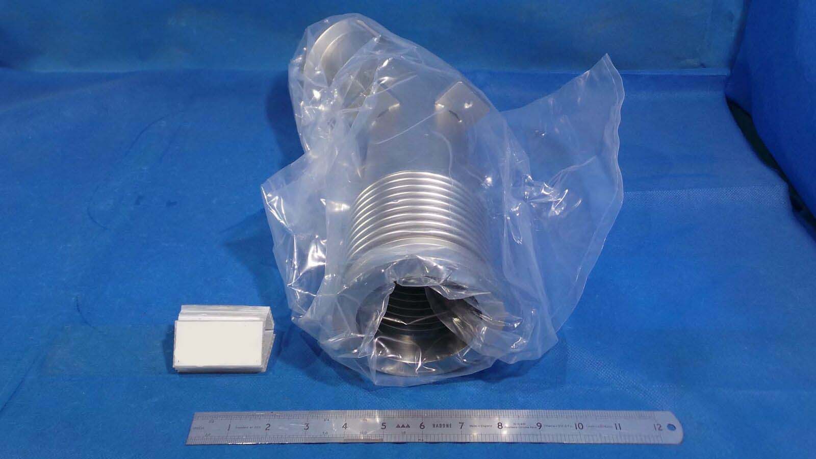 Used 29267-XX VDF HTO Metal / PIPE / Semiconductor Part ( Part was Cleaned,to be Open Only in Clean Room )