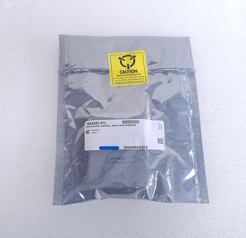 NI USB-8452