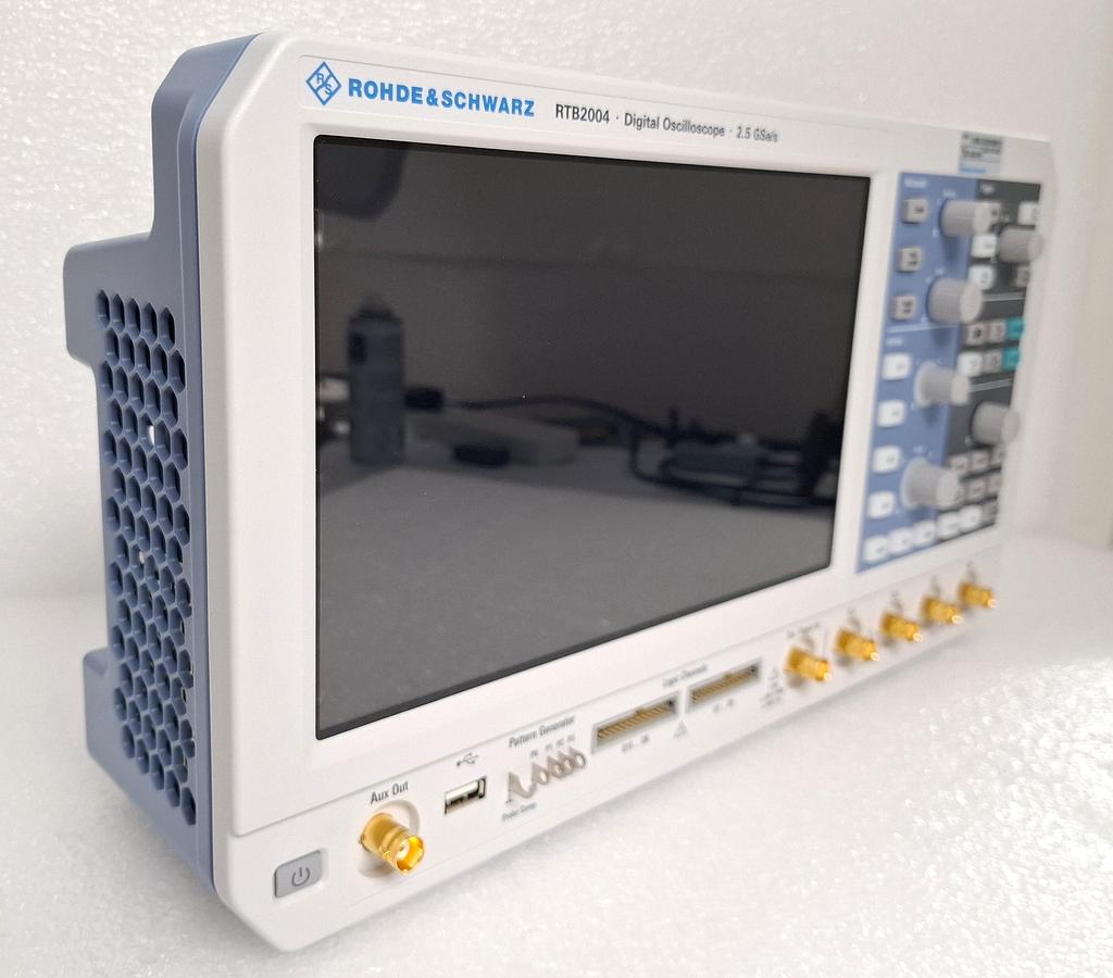 Used Rohde & Schwarz (R&S) RTB2K-COM4