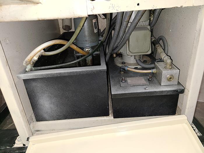 Used Kalamazoo Clausing H330SA Semi-Automatic Band Saw 18" X 12"