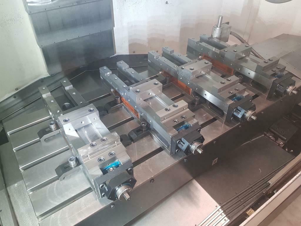 Gebruikt 2011 MAZAK VCS 530C