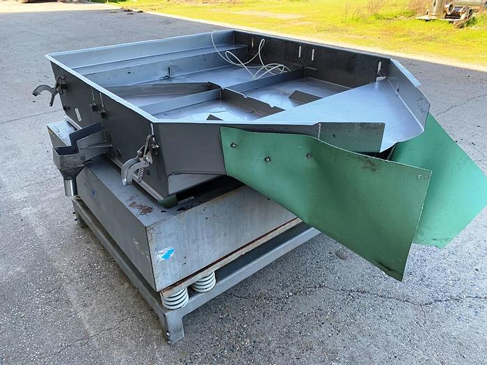 Used Feeder, Vibratory, 48" x 48", S/st, Allen, Mdl D30879 #S743923