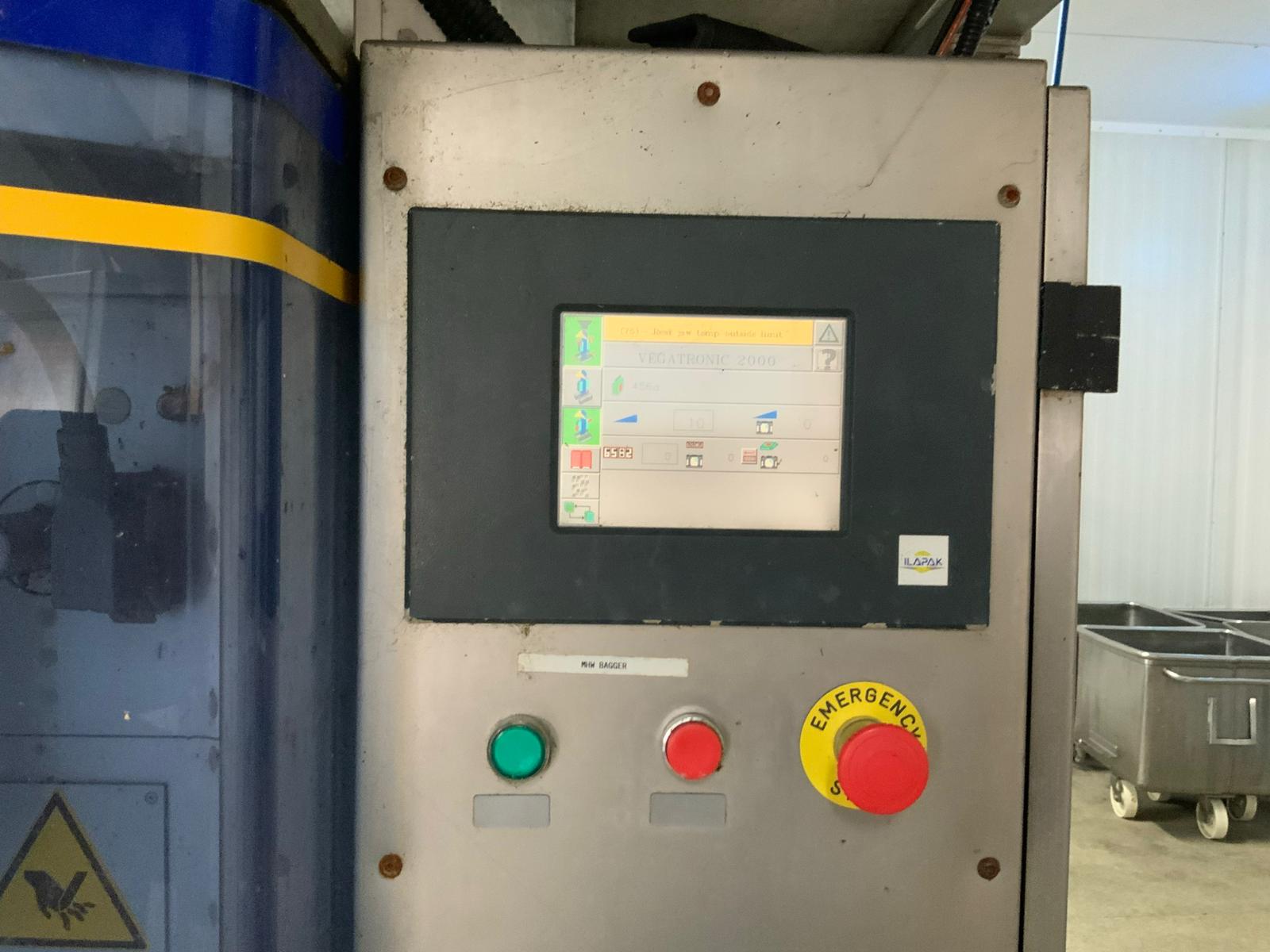 Used Complete Line: Ilapak bagger, Ishida weigher