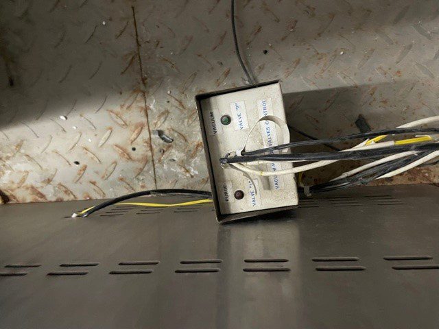 Used YES 1518 SME Vacuum Oven