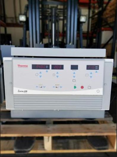 Used Thermo IEC Centra GP8 Centrifuge, With Rotor, Buckets & Inserts