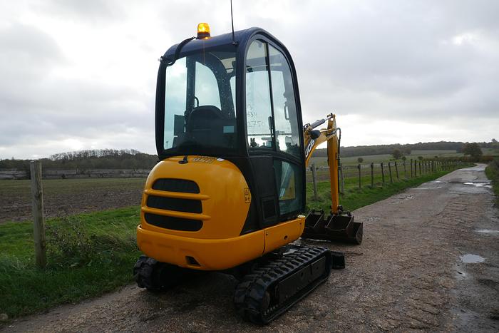 Used 2013 JCB 8018 CTS