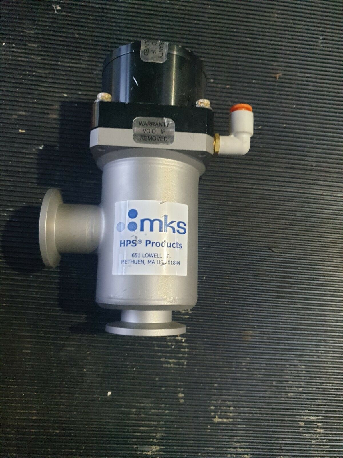 Used MKS INSTRUMENTS  99E1820 RIGHT ANGLED VALVE (rbd2.1b1)