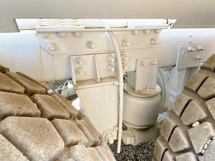 Used 2004 TEREX/Advance 4-Axle Concrete Mixer Truck