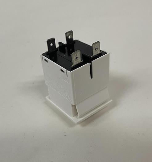 Carlin Technologies MA2-B-34-615-1-A14-1-D M Series Circuit Breaker