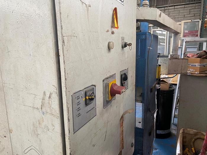Used 1997 Durma HAP30250 NC Pressbrake