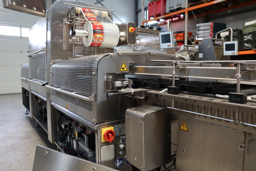 Used Multivac T800 automatic traysealer