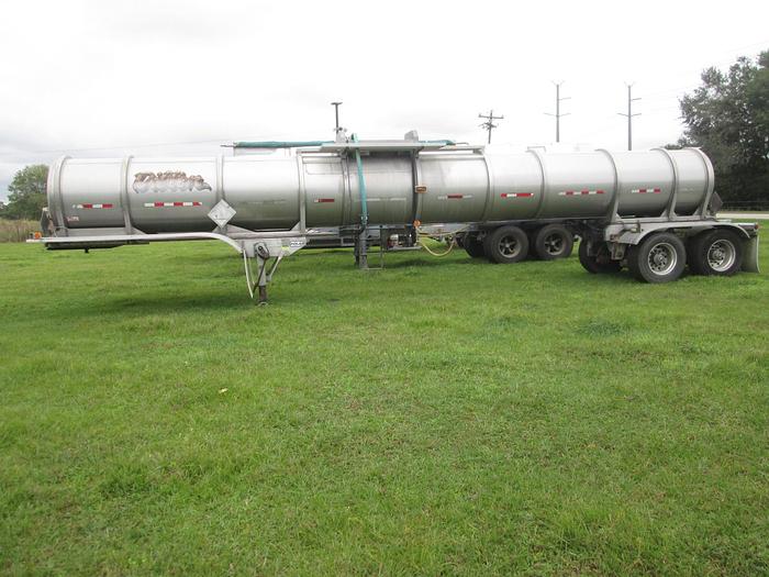 Used 2011 Polar 4,000 Gallon Tank Trailer