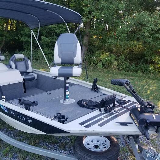 Used Used 2005 MirroCraft MV175 ~ HOLD