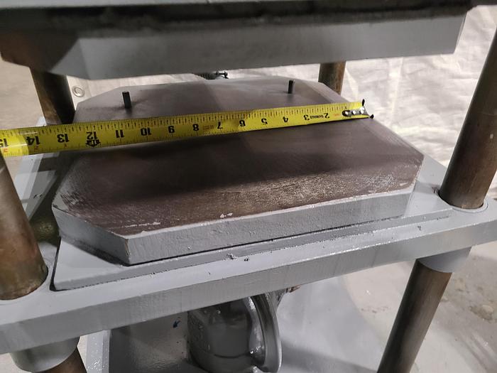 Used 12 Inch Vulcanizer