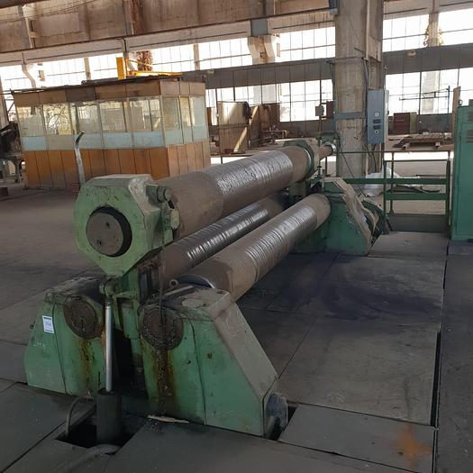 1966 Roll bending machine XZM 3000/25 Strojarne Piesok