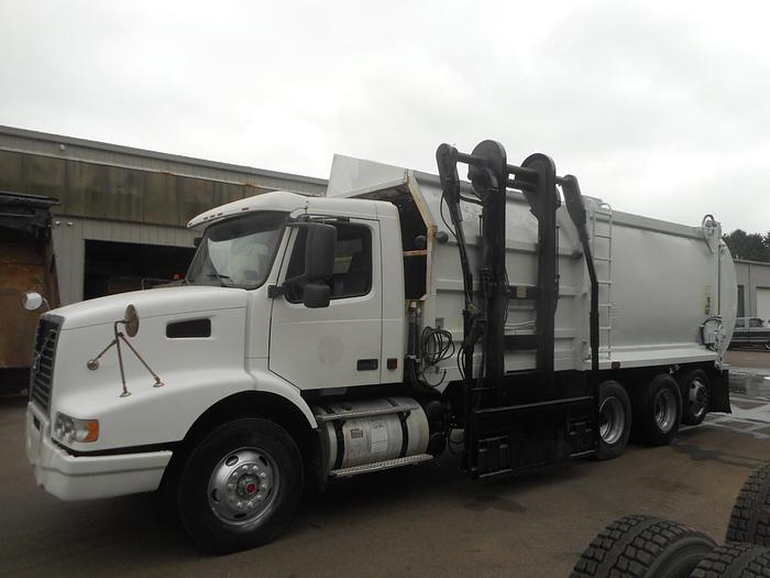 Used 2008 Volvo VHD-64-T- Stock #: 5062