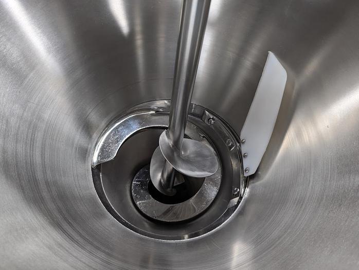 Used 2017 Vemag Robot 500 with wirecut and conveyor