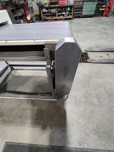 Used Loma Lock Metal Detector