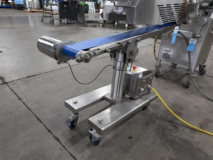 Used 2017 Vemag Robot 500 with wirecut and conveyor