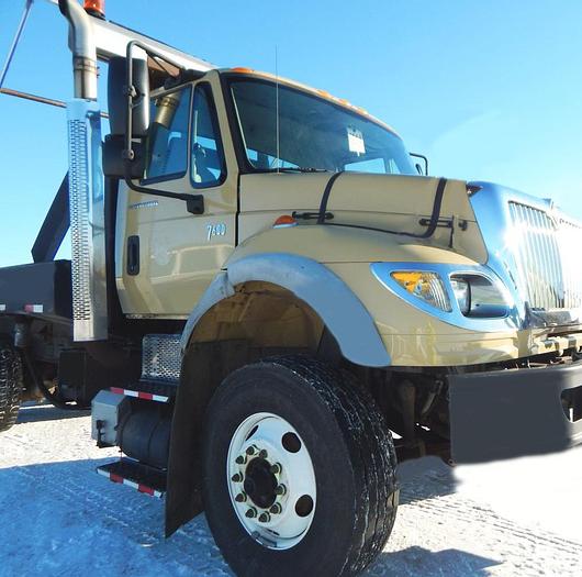 Used 2007 International 7600