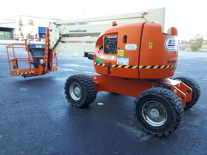Used 2010 JLG 450AJ