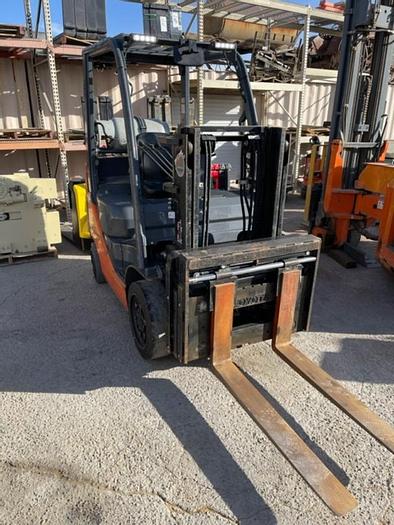 Used 2012 Toyota Forklift 8FGCU20