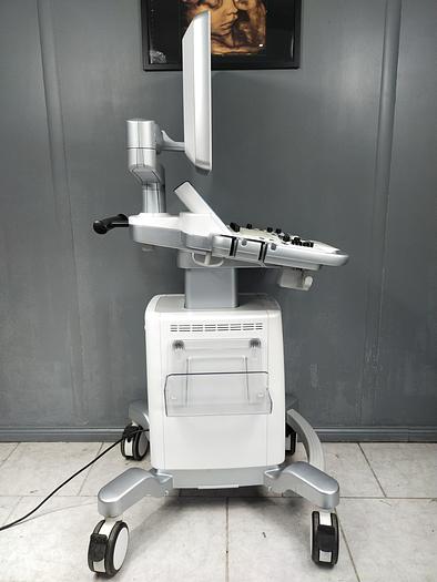 Gebraucht GE Vivid T8 Ultraschallsystem für Herz- und Gefäß-Ultraschall mit Kardio Sonde SW: R1.0.7