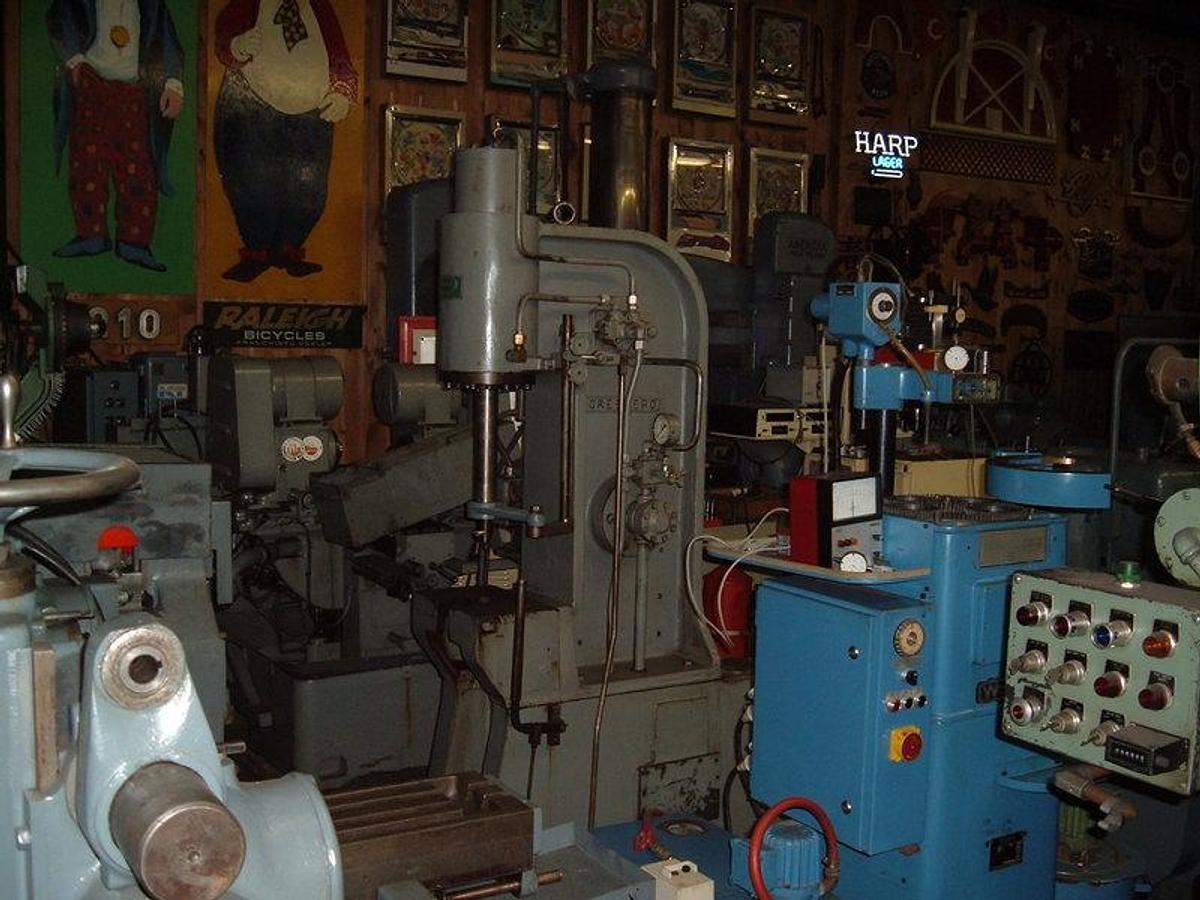 Used Greenard #HP-10-C, hydraulic utility press, 21-1/2" stroke, 7-1/2" throat, 5 HP