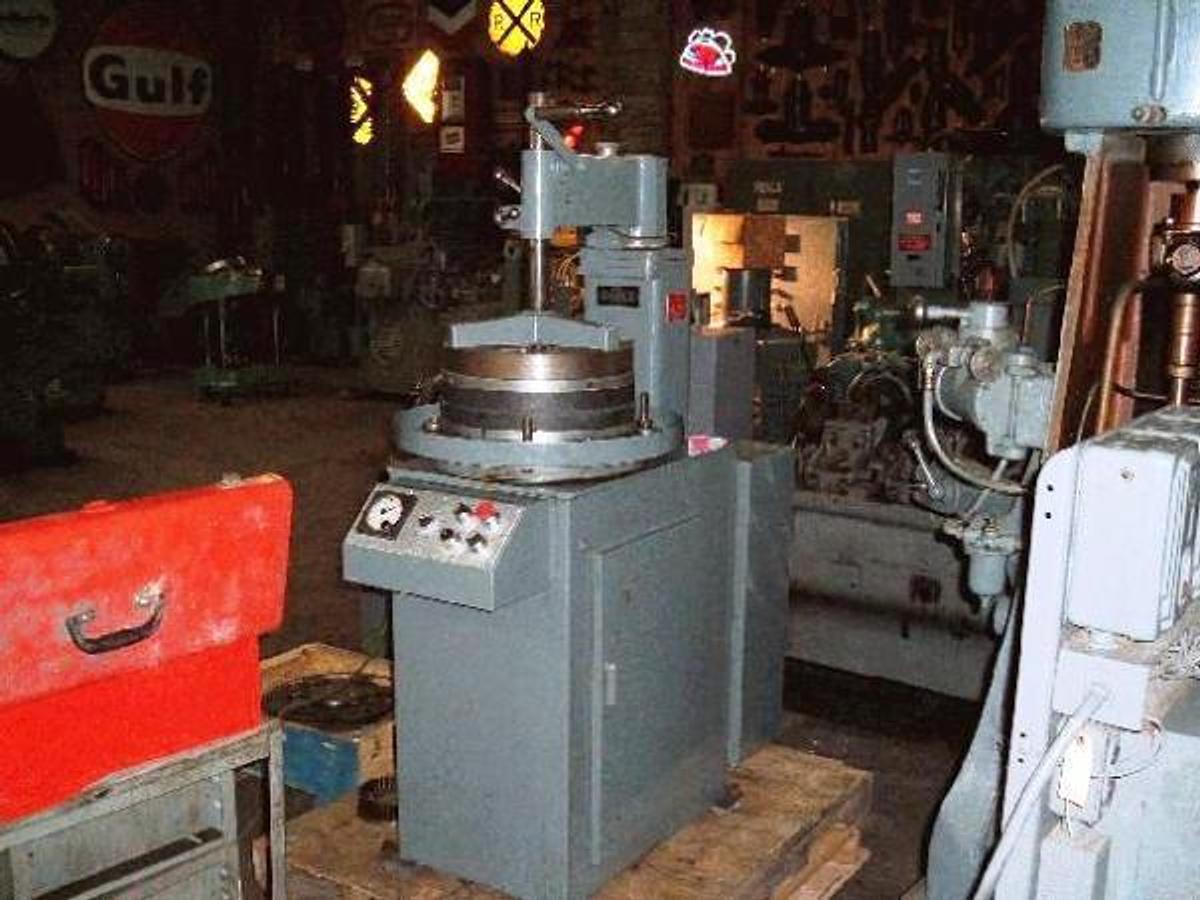 Used 20" & 16" DoAll #CM, double sided, pin type drives, tooling, mint, 1980' s