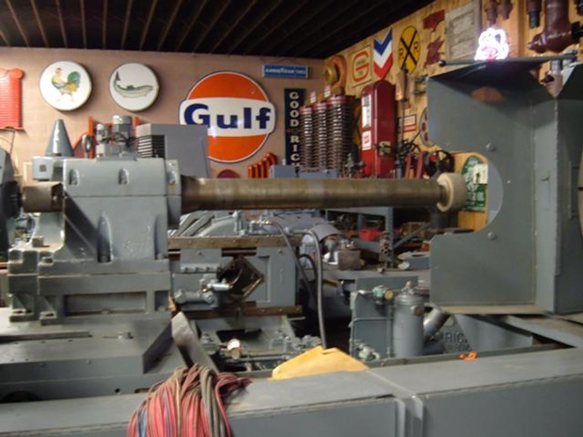 Used Heald #472, Special ID, may be world' s best/biggest capacity, lg.stroke, P & W air surp.xtra spindles