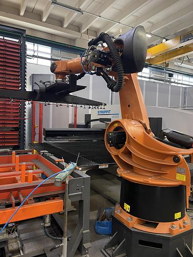 Installata Punzonatrice Cnc LVD STRIPPIT VX-1525 con Robot KUKA