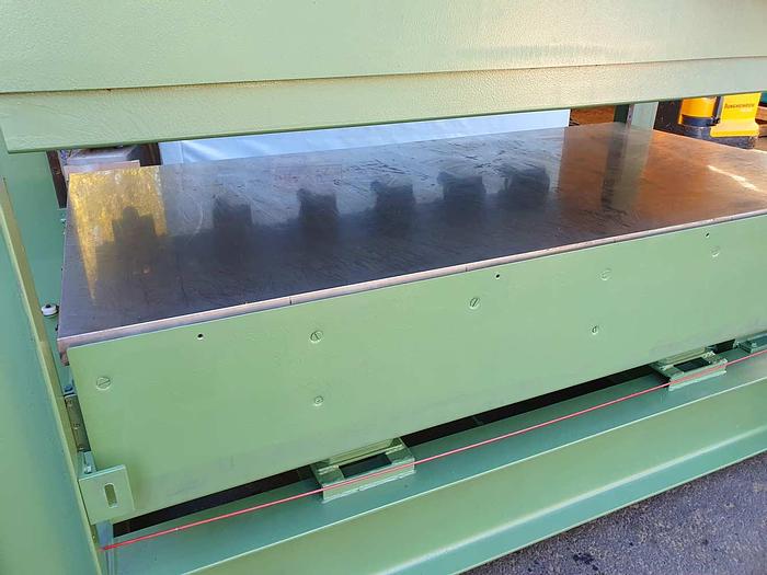 Used 1984 Höfer Austria Höfer solid wood moulding and veneer press MHP 50