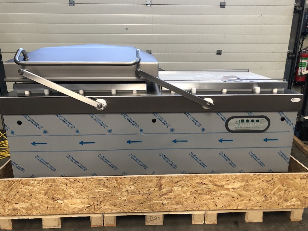 Used Boss Titan-X 950 vacuum machine