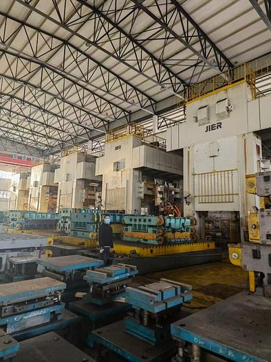 Used Jier 1600-1000-800 ton Hydraulic Press Line