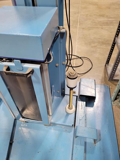 Used Cousins LP2100 Pallet Wrapper