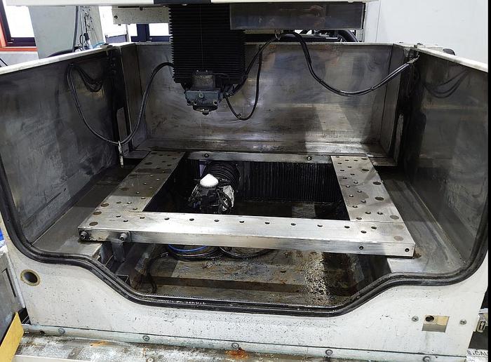 Usado 2016 FANUC RoboCut A-C400iB